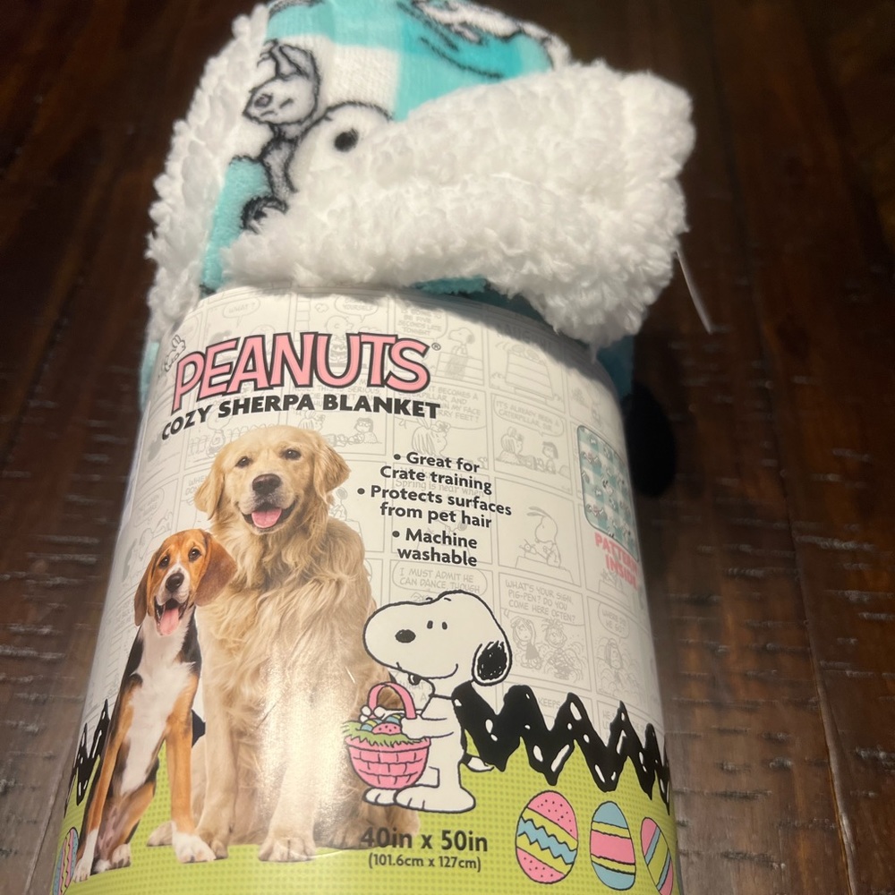 Snoopy Easter Cozy Pet Sherpa Blanket for Dogs 40x50in.